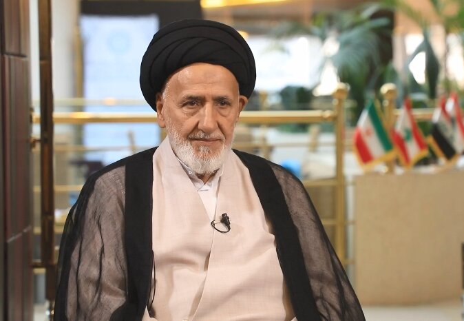 مرتضی العاملي لدی حواره مع "ابنا": الصبر والتحمل  هو من الأسس التي ینبغی أن تکون متوفرة في المبلغ حتی یحقق النجاح.