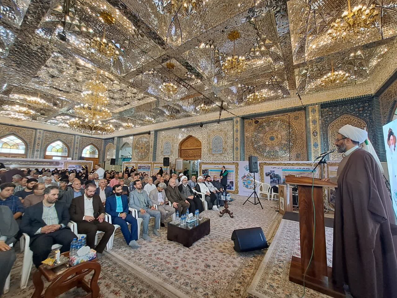 تجلیل از ۵۷ واقف و خادم بقاع متبرکه در گیلان