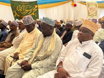 Ulat sa Larawan | Maringal na Pagdalo ng mga Tagahanga ng AhlulBayt(AS) sa Ika-1500 Anibersaryo ng Kapanganakan ng Propeta ng Awa (SAW) sa Tanzania