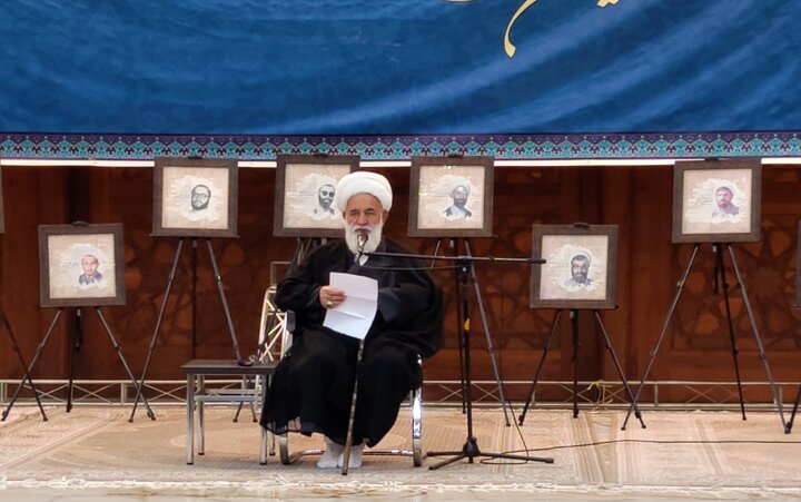 آغاز سال تحصیلی حوزه‌های علمیه تهران با هشدار نسبت به زوال هویت طلبگی و آفت مدرک‌زدگی