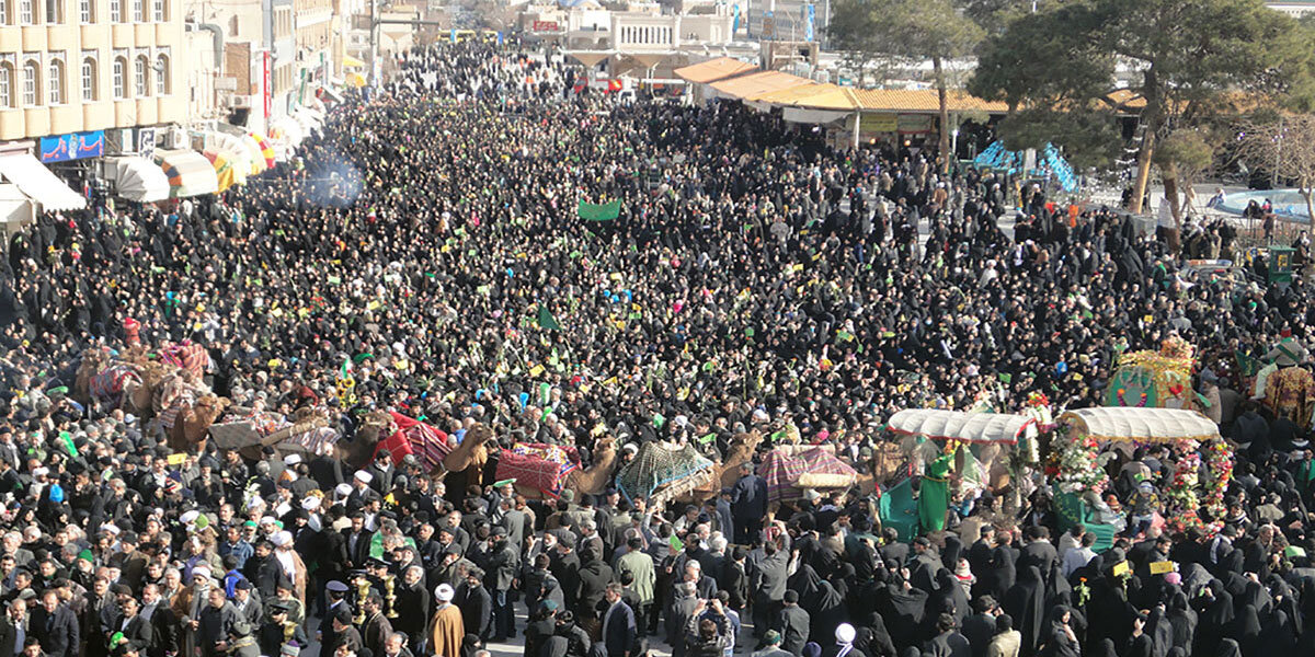 Symbolic caravan marks anniversary of Hazrat Masoumeh’s arrival in Qom