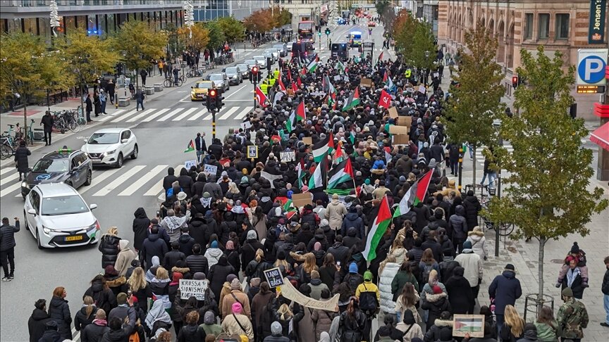 Hundreds rally in Stockholm to demand ceasefire, show solidarity with Gaza