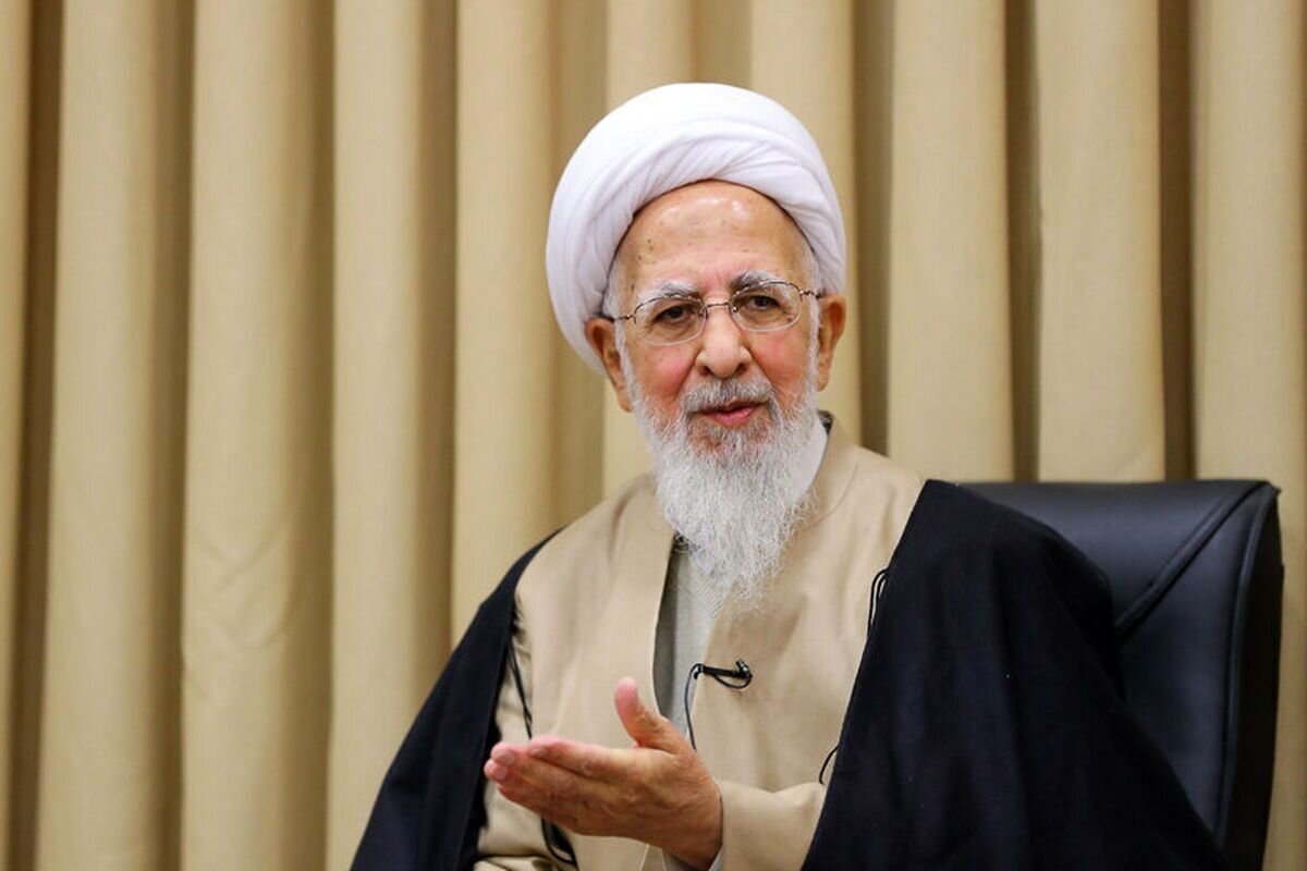 Ayatollah Javadi Amoli: Enjoining good is safeguard for freedom, not restriction