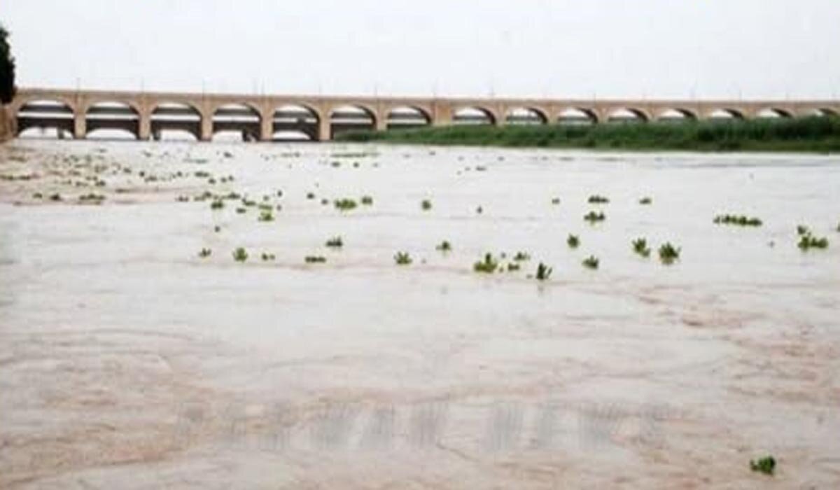 دریائے سندھ گڈو بیراج میں اونچے درجے کا سیلاب، پانی کی سطح میں مسلسل اضافہ
