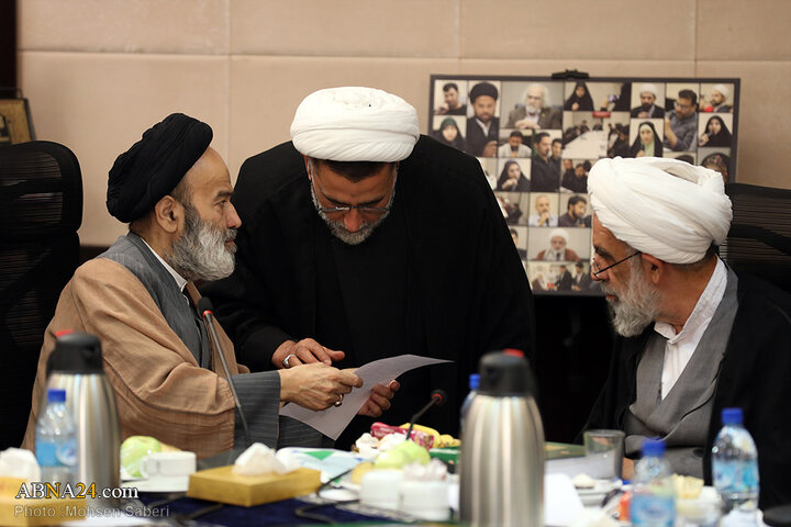 نشست شورای‌ عالی مجمع‌ جهانی‌ اهل‌بیت علیهم‌السلام