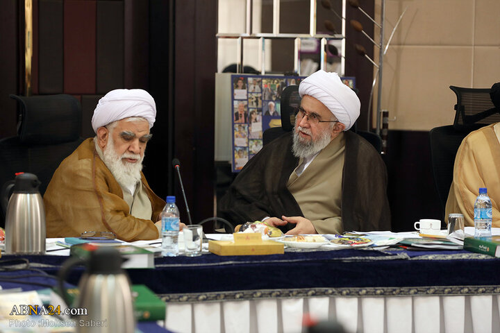 نشست شورای‌ عالی مجمع‌ جهانی‌ اهل‌بیت علیهم‌السلام