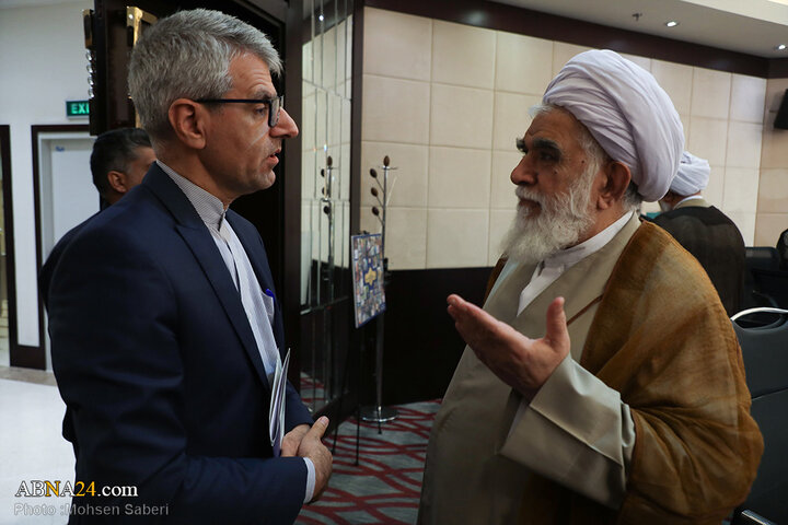 نشست شورای‌ عالی مجمع‌ جهانی‌ اهل‌بیت علیهم‌السلام