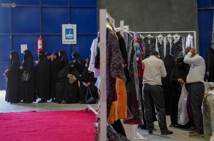 العتبة العلويّة المقدّسة توزّع الكسوة المدرسية على الأيتام والمحتاجين