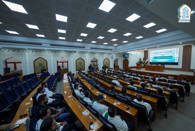 محاضرة دينية توجيهية إرشادية لسماحة السيد حسين الحكيم ويَلتقي كوكبة من الخَدَم
