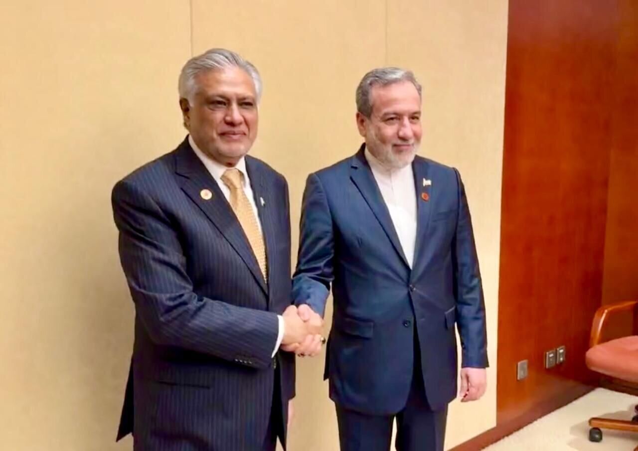 Iran, Pakistan urge Muslim unity in face of Israeli hostilities