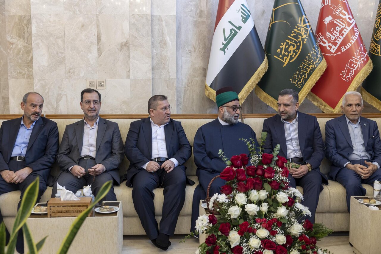 Delegation of Al-Abbas Shrine congratulates SG of Kadhemiyah Holy Shrine on his appointment (+Photos)