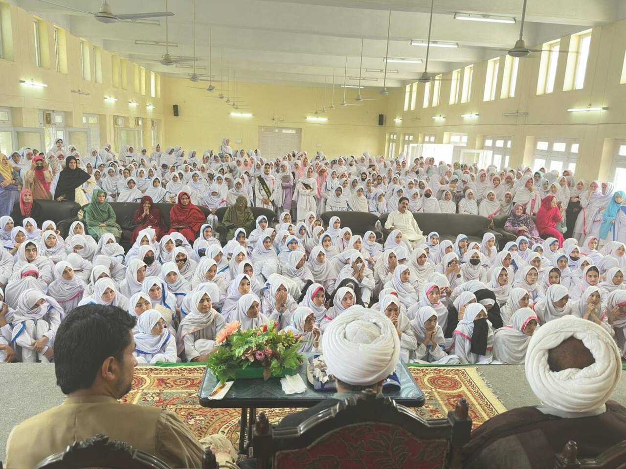 Al-Abbas Holy Shrine organises a visit to Women's University College in Pakistan