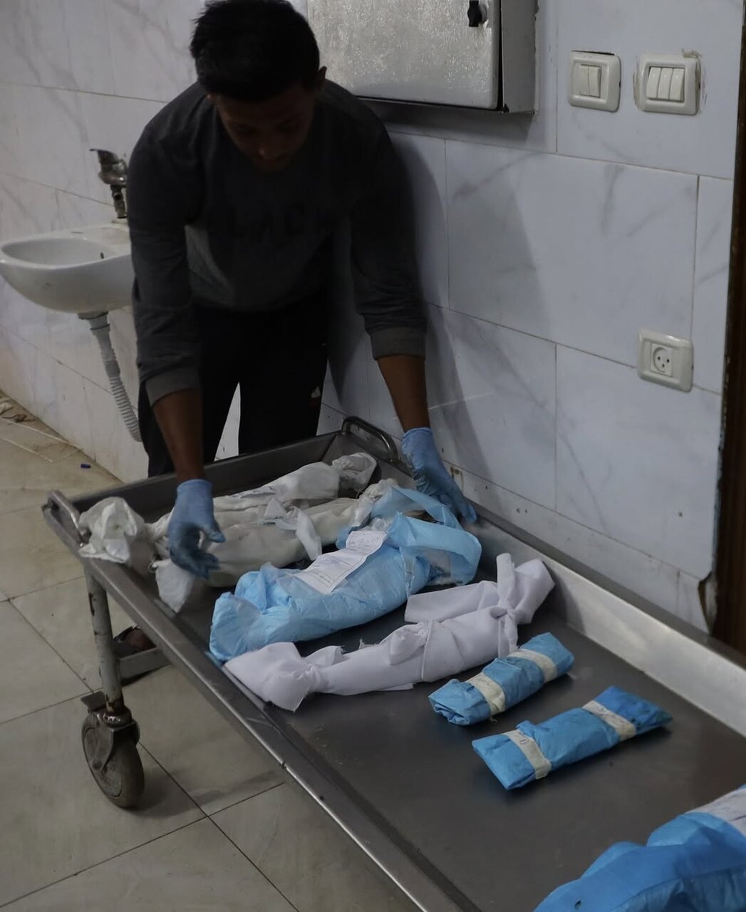 تصاویر | مرگ نوزادان غزه به دلیل محاصره و کمبود دارو و غذا