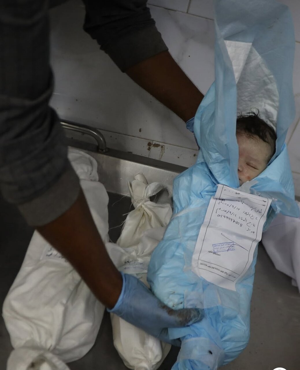 تصاویر | مرگ نوزادان غزه به دلیل محاصره و کمبود دارو و غذا