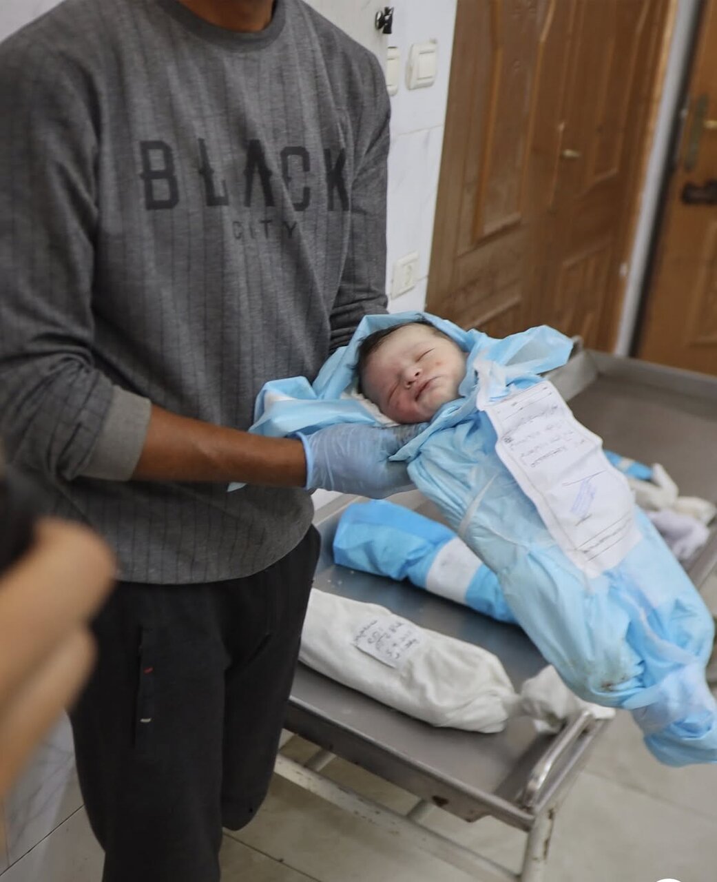 تصاویر | مرگ نوزادان غزه به دلیل محاصره و کمبود دارو و غذا