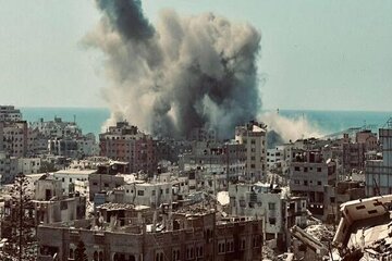 ガザ市への激しい攻撃の波。わずか20分で37回の攻撃