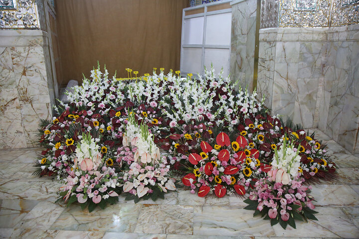 Photos: Hazrat Masoumeh shrine decorated with flower on occasion of anniversary of her arrival in Qom