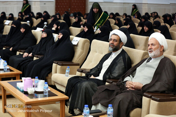 آیین آغاز سال تحصیلی جامعة الزهرا (س) و حوزه علمیه خواهران