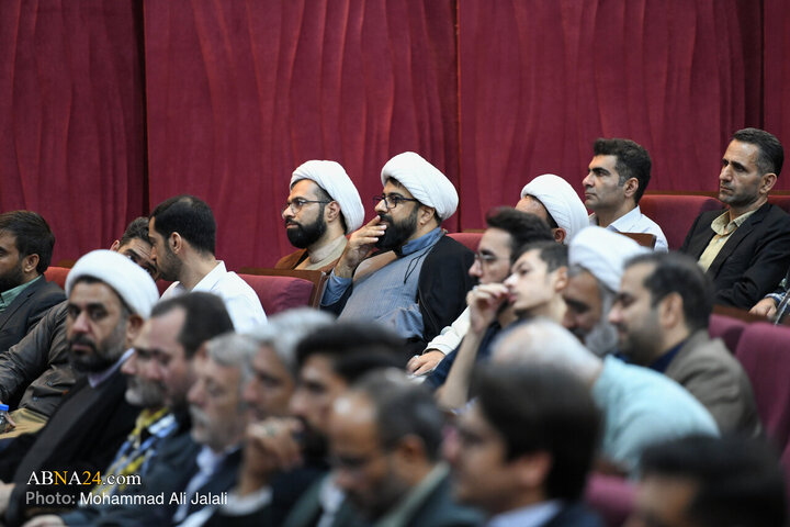 همایش تجلیل از نام آوران «علم و وقف»