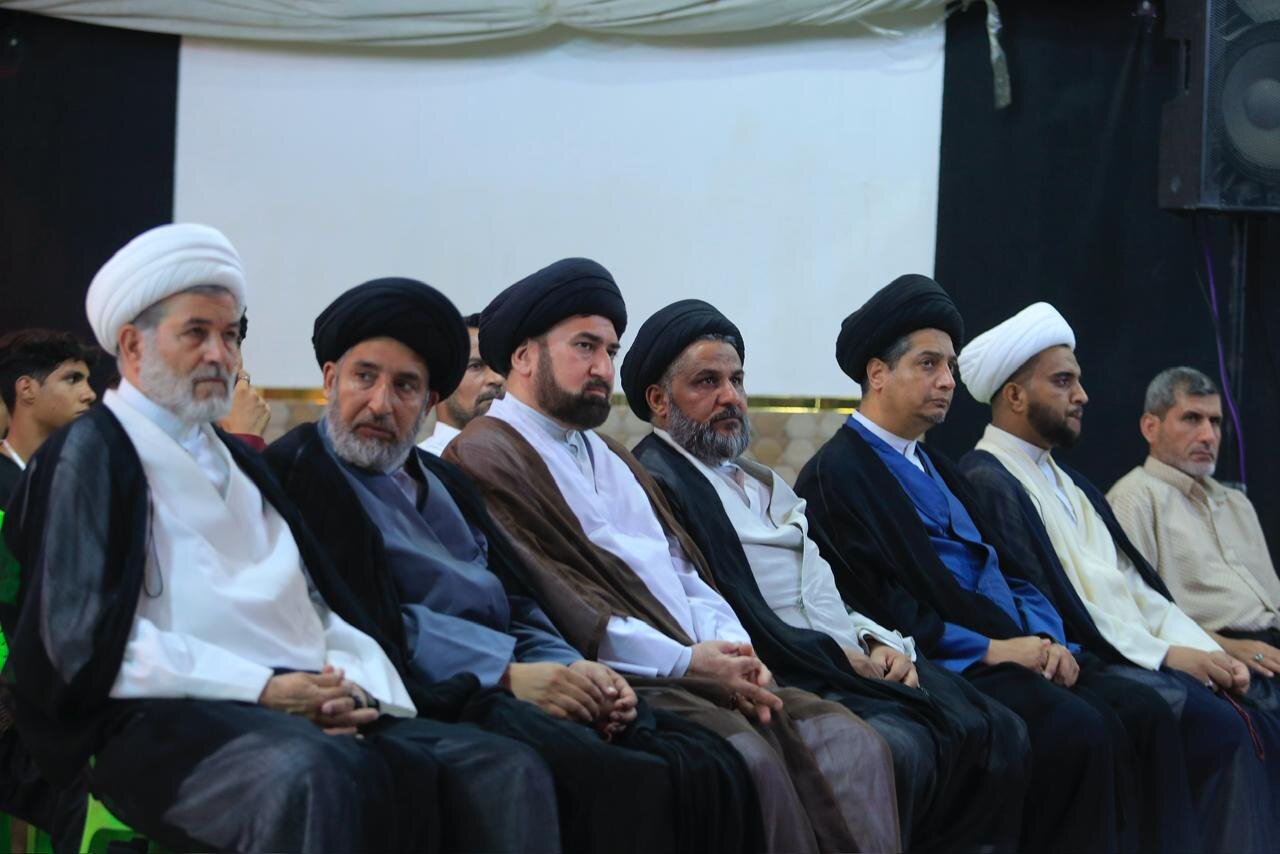Li parêzgeha Dîwanîyê ya Iraqê, di çarçoveya Hefteya Yekîtîyê û rojbûna Peygamberê Mezinê Îslamê (s.x.a) û Îmam Caferê Sadiq (s.x) de, hemayîşek mezin