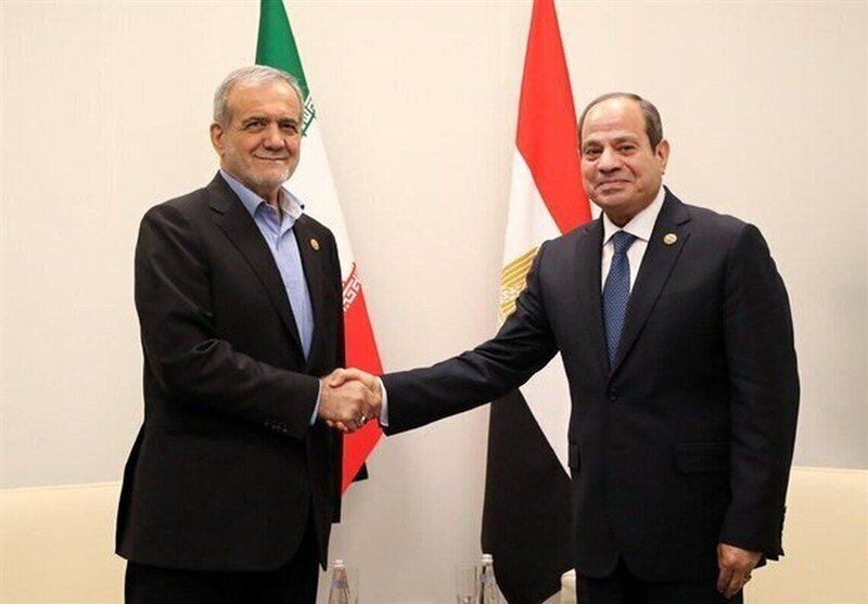 الرئيس الإيراني: تعزيز وحدة الدول الإسلامية هو السبيل الأنجع لمواجهة جرائم الكيان الصهيوني