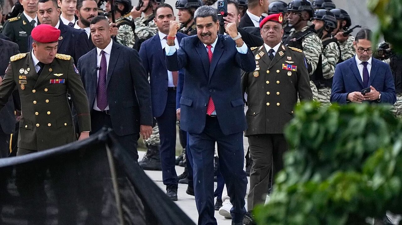 Maduro: Venezuela está lista para defenderse ante las acciones provocadoras de EE.UU.