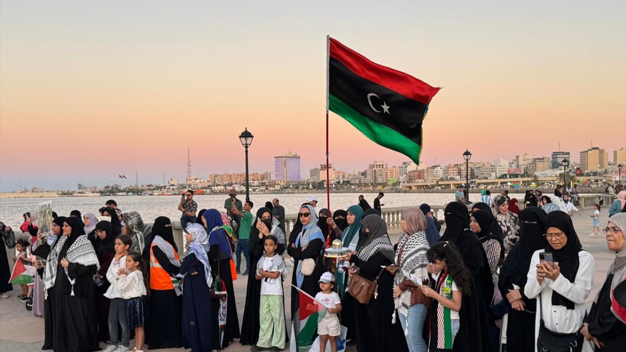 حرکت نمادین کشتی «عمر مختار» از لیبی برای شکستن محاصره غزه + تصاویر