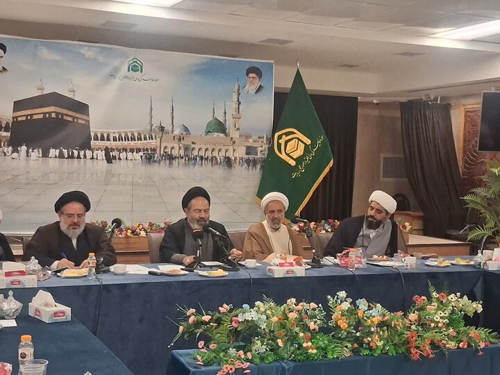 برگزاری نشست ویژه برای تقویت همکاری‌های بین‌المللی حوزه حج / تاکید بر هم‌افزایی تشکل‌های بین‌المللی