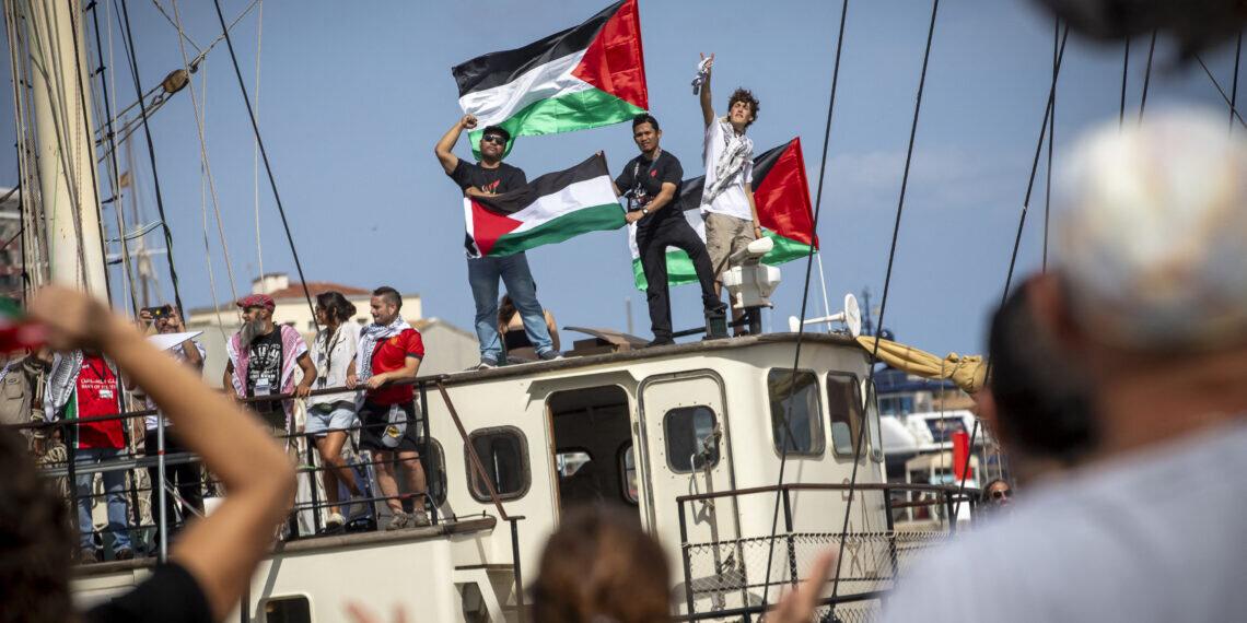 Report / From Italy to Palestine: Sumud Flotilla Sets Sail to Break Gaza Blockade