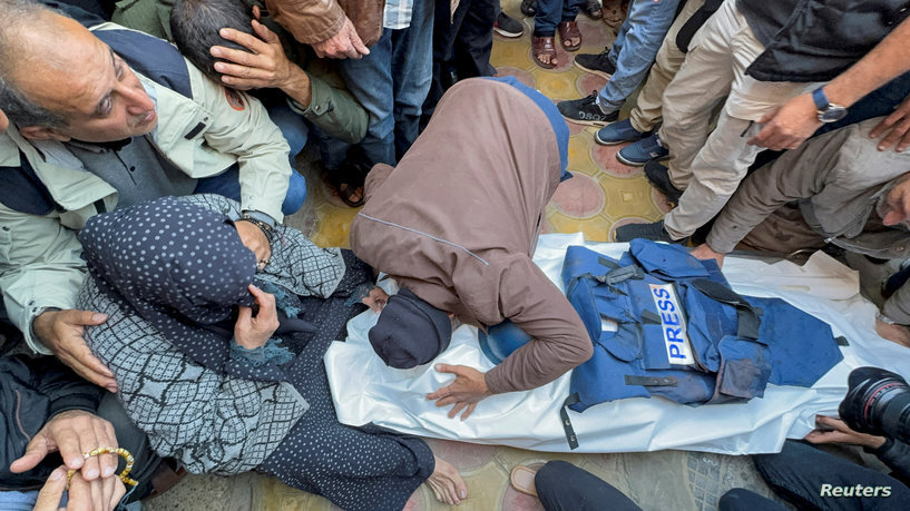 Israeli criminal regime kills three more journalists in Gaza, death toll rises to 251