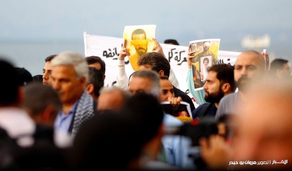 راهپیمایی مردمی در بیروت در سالگرد فاجعه پیجر/ تاکید بر حمایت از مجروحان و درخواست برای محاکمه اسرائیل