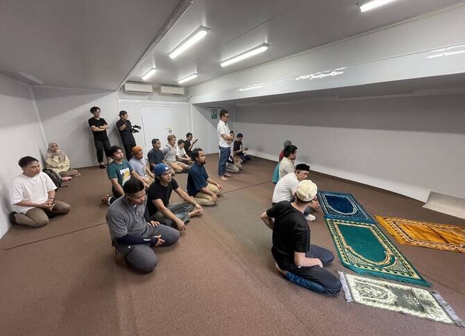 Mobile Mosque project launched in Japan to support Muslim worshippers