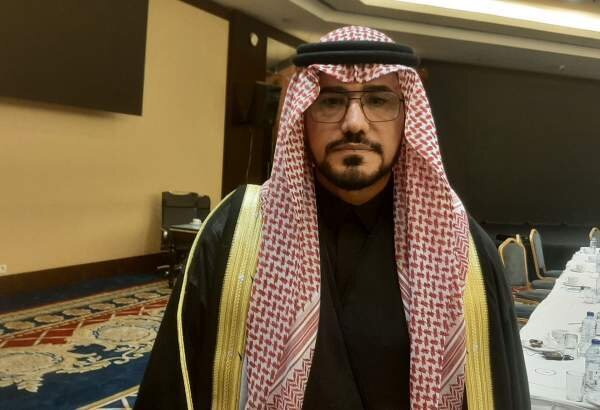 Iraqi professor: Iran defends not only Shia Muslims but entire region