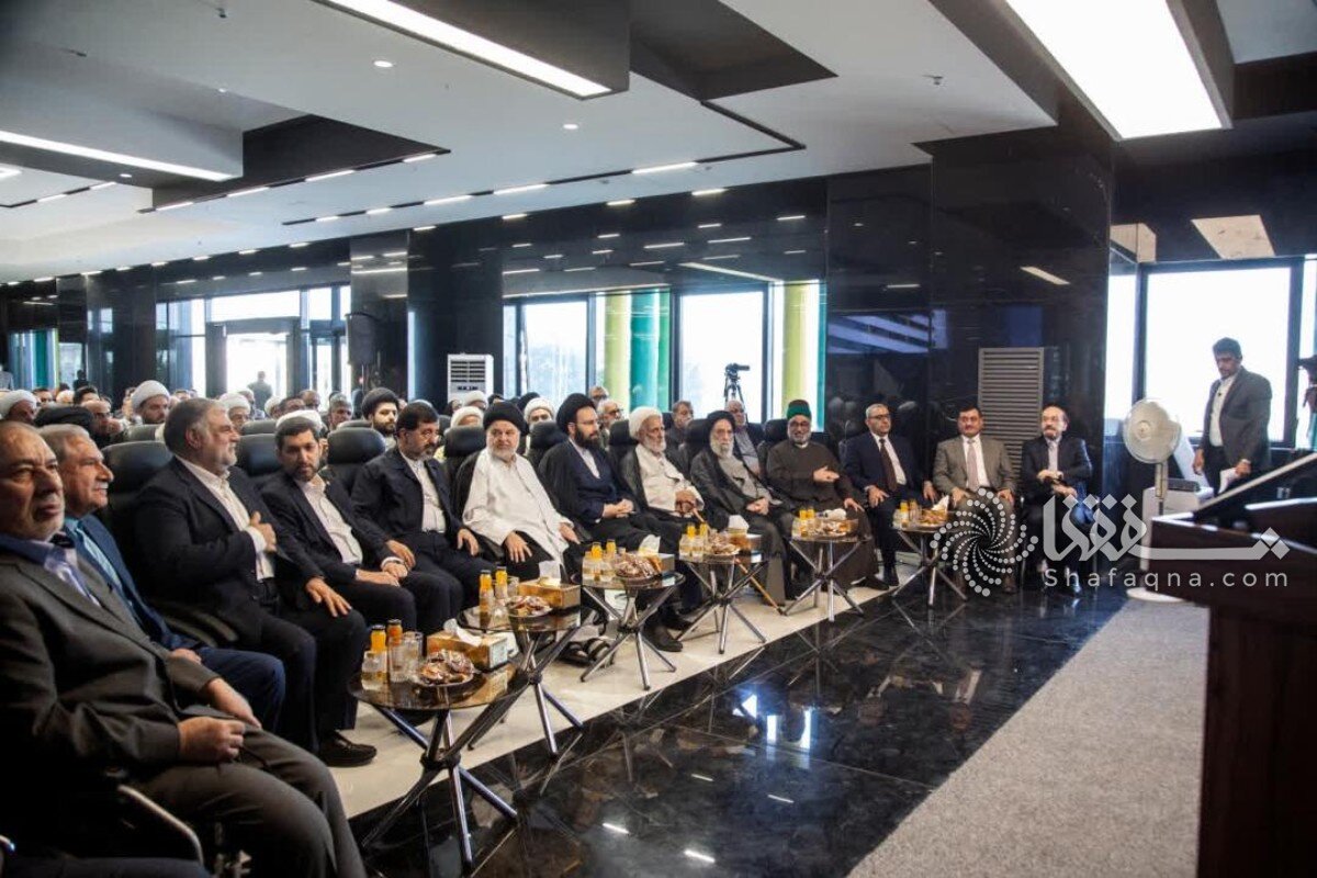 فاز نخست بیمارستان فوقتخصصی نور قم افتتاح شد/ پروژهای ۲۴۰ هزار مترمربعی با ۵۰۶ تخت بستری