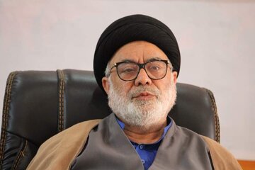  حجت الاسلام والمسلمین الحاج آغا سید حسن الموسوی الصفوی کی موجودگی میں تقسیم اسناد کی تقریب منعقد ہو ئی