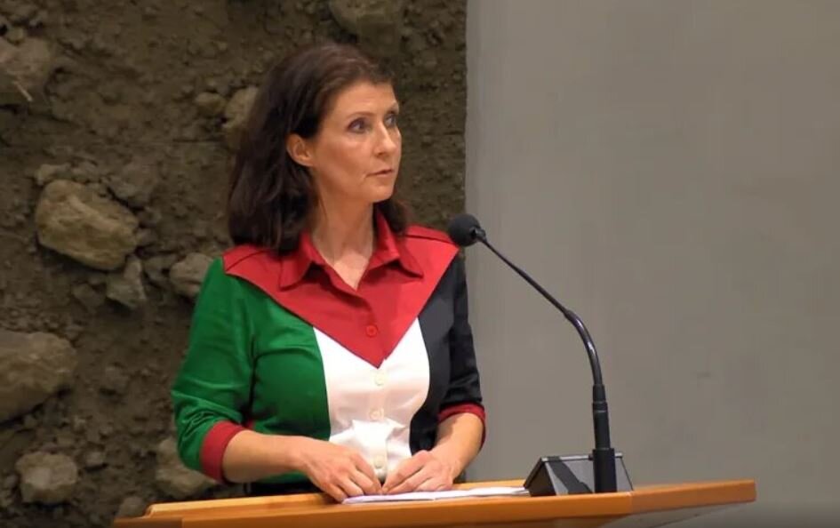 Video: Commendable action by Dutch parliament member in support of Gaza