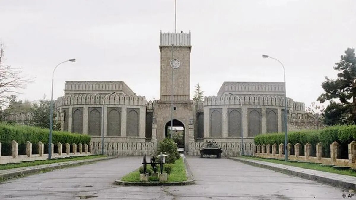 پاسخ طالبان به ترامپ: آمریکا از زور و تهدید استفاده نکند