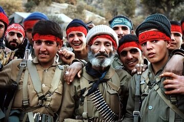 Je, ilikuwa sahihi kutumia vijana baleghe wachanga katika Vita vya Kulazimishwa (Vita vya Iran na Iraq)?