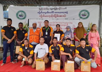 ၁၅၀၀ ပြည့်နှစ် မဟာတမန်တော်(ဆွ) နေ့ အထိမ်းအမှတ် အဖြစ်  စုပေါင်း သွေးလှူဒါန်း ပြုလုပ် ။ ။ Photos