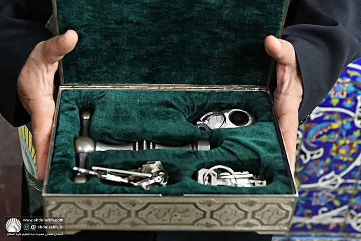 Photos: Dust-cleaning ritual of Hazrat Abdul Azim Hassani holy shrine