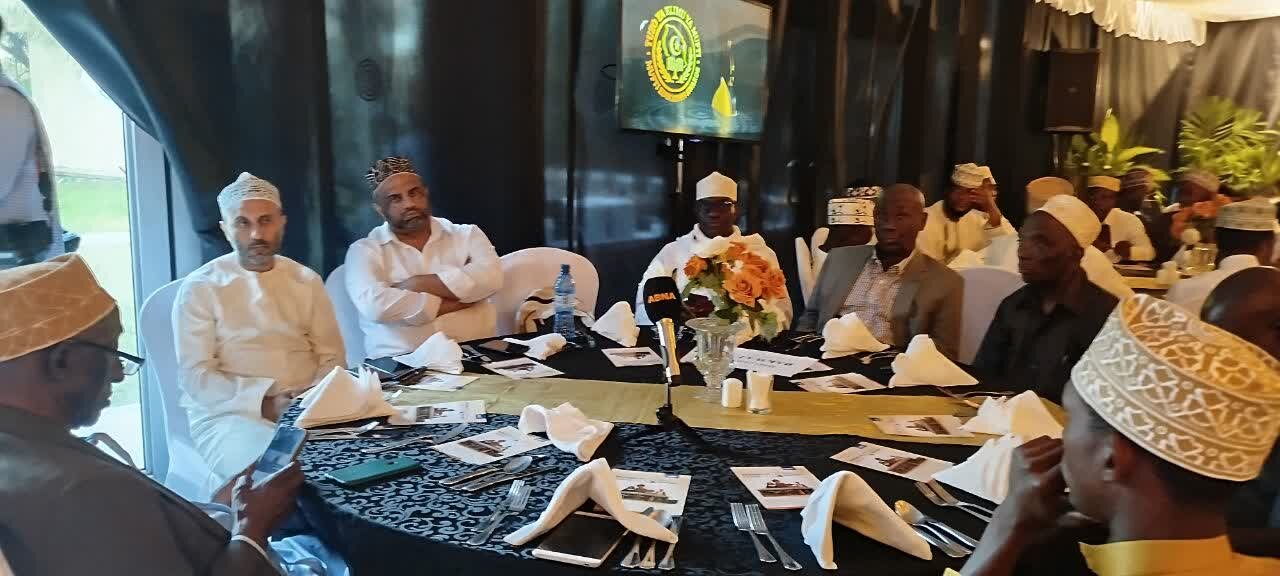 «جوایز آموزشی مفتی»؛ تانزانیا روز مفتی را با تجلیل از علم و دانش گرامی داشت + تصاویر