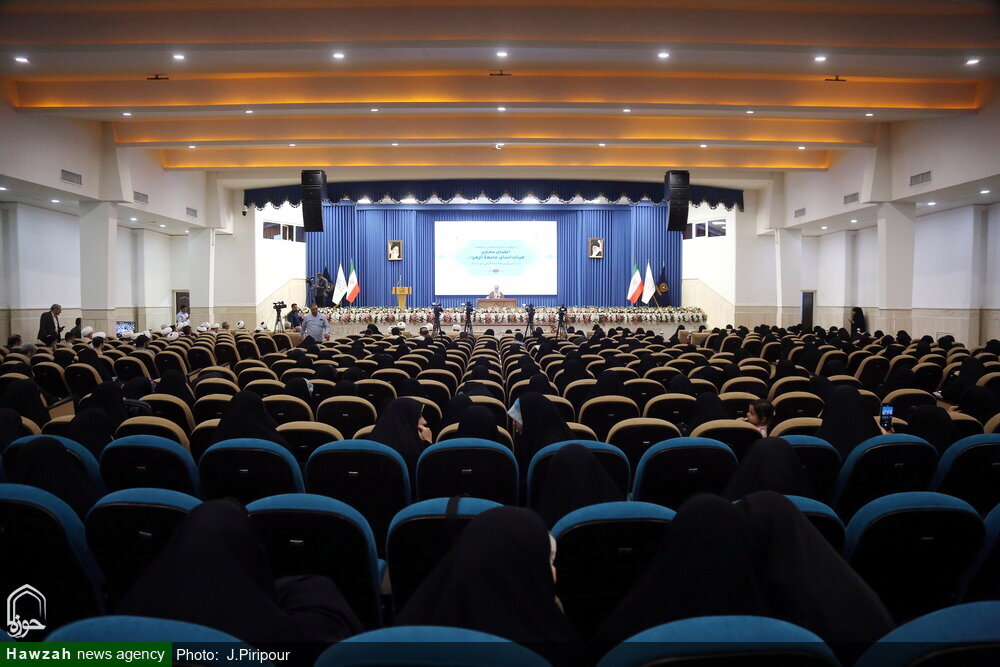 Jamiat al-Zahra Seminary welcomes over 1,000 new students