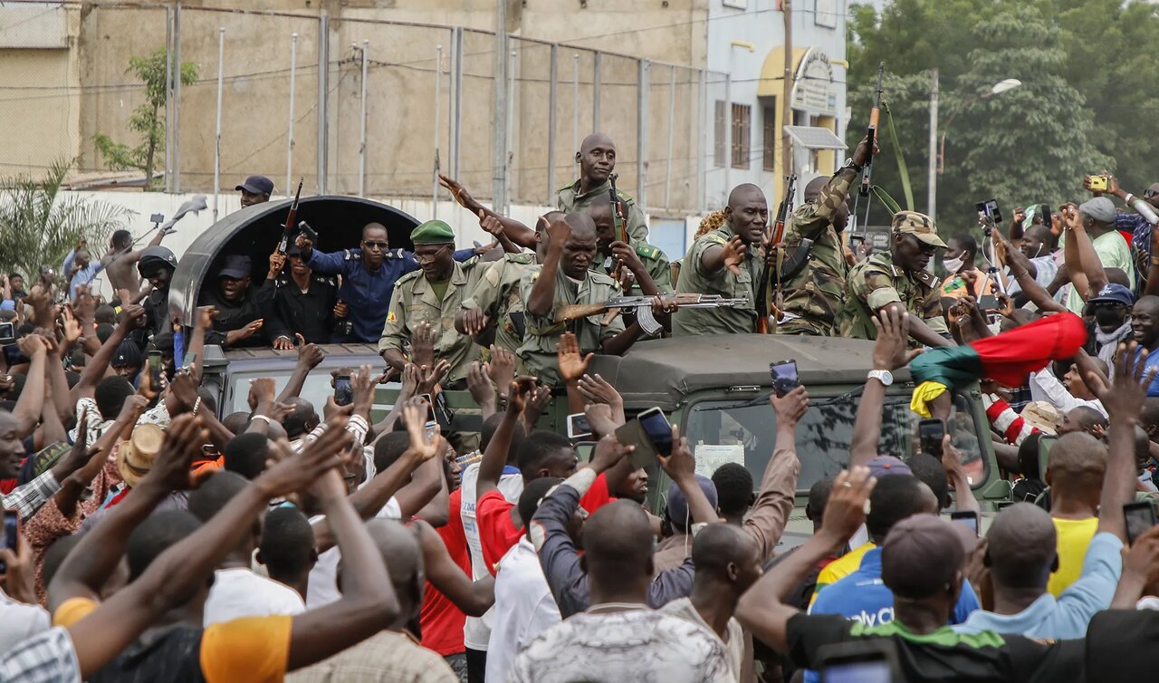 Почти 80 человек погибли в результате атаки беспилотника на мечеть в Судане