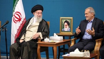 ایرانی صدر مسعود پزشکیان کی نیویارک روانگی سے قبل رہبر انقلاب اسلامی سے ملاقات