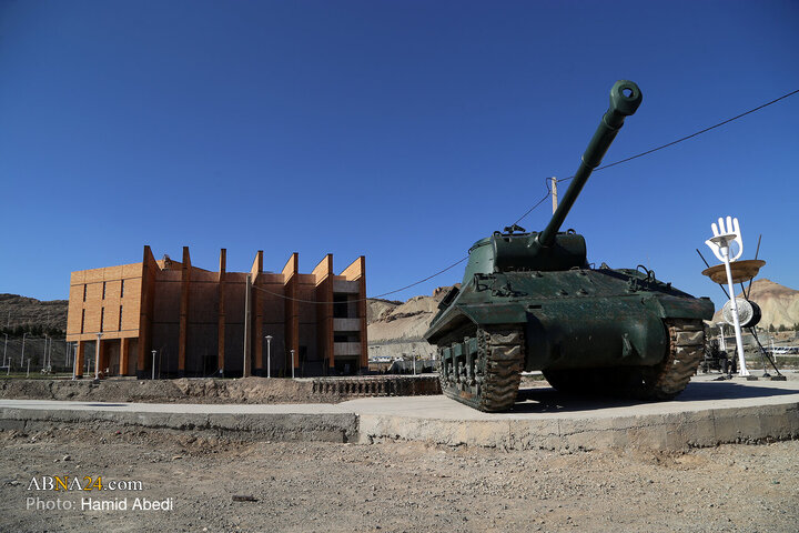 باغ‌موزه انقلاب و دفاع مقدس قم