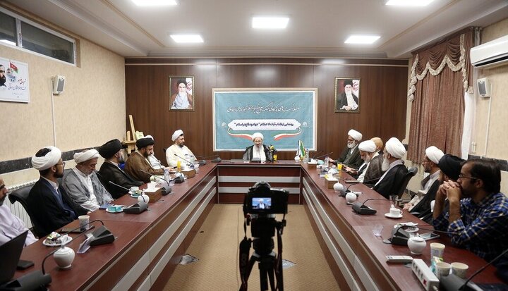 کتاب «آیات الاحکام جهاد و دفاع» در قم رونمایی شد