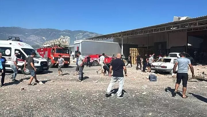 تەقینەوە لە تورکیا کوژراو و برینداری لێکەوتەوە