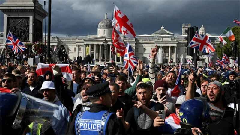 英国右翼分子举行以伊斯兰恐惧症为核心的游行/伦敦紧张局势升级