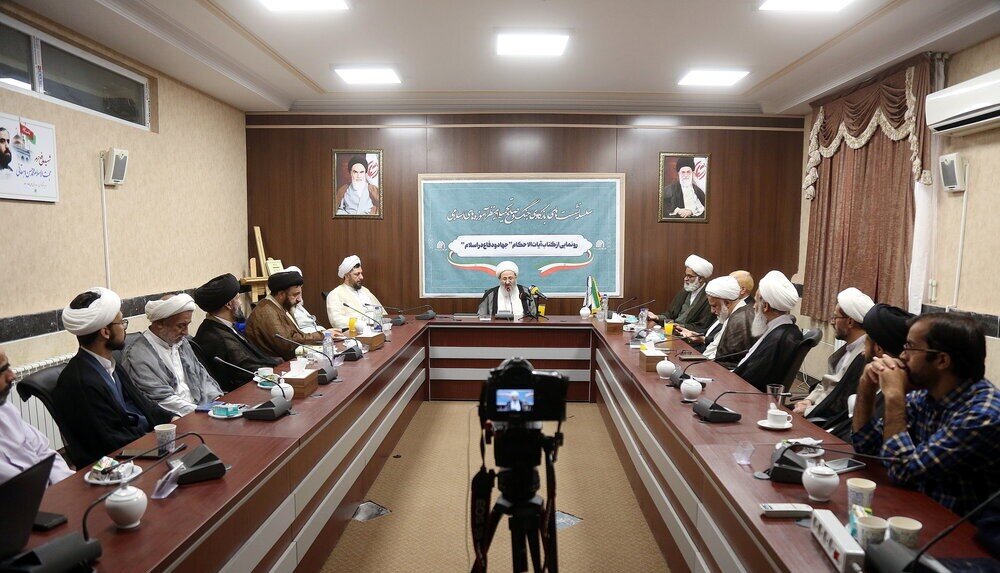 کتاب «آیات الاحکام جهاد و دفاع» در قم رونمایی شد