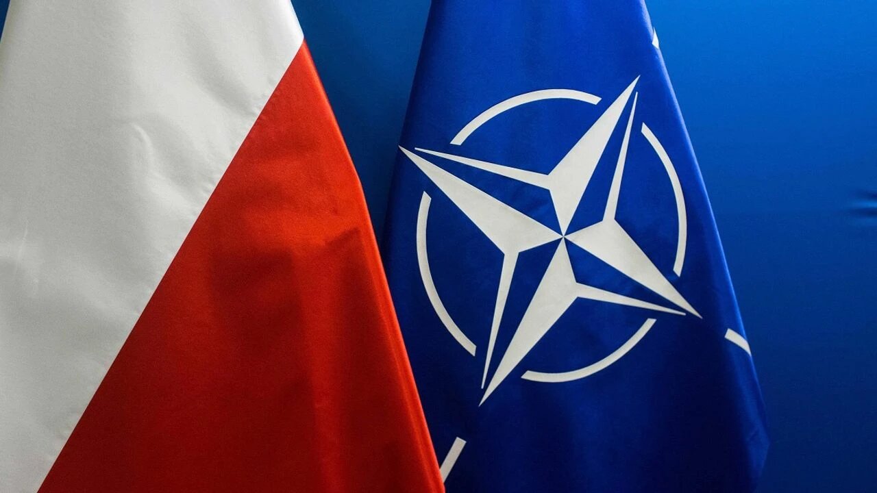 Polonya, hava sahasını ihlal eden Rus uçaklarını düşüreceğini duyurdu